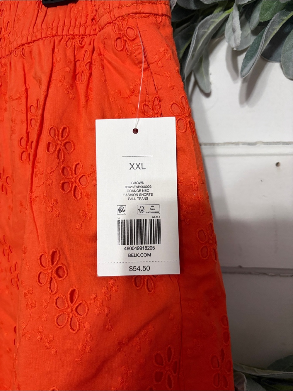 NWT Crown and Ivy Eyelet Shorts - Picture 2 of 4